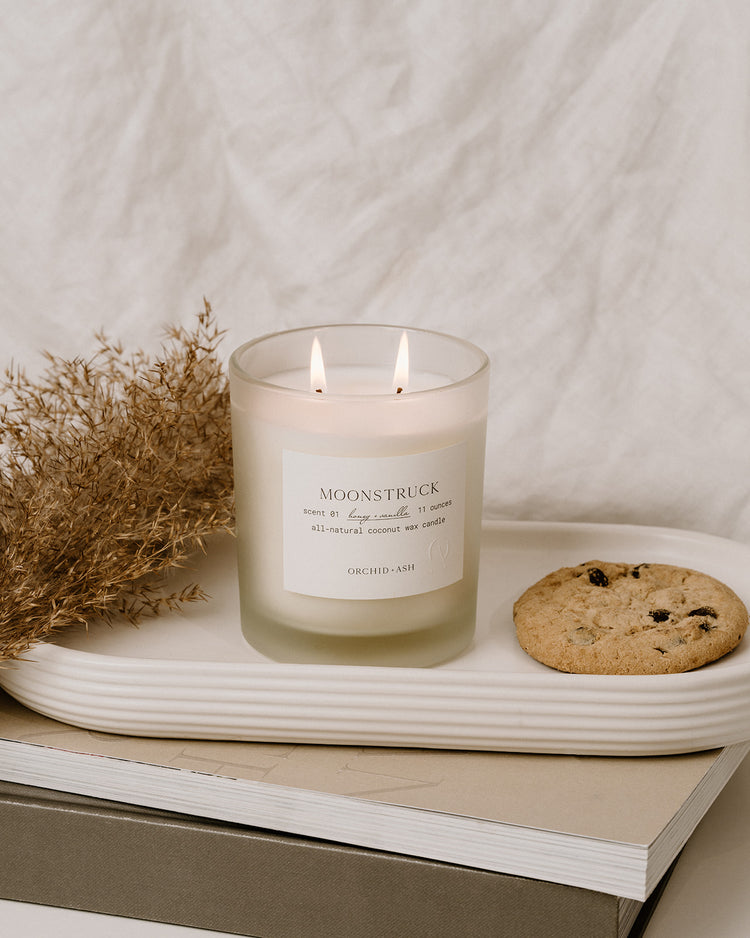 MOONSTRUCK Natural Candle - Orchid + Ash